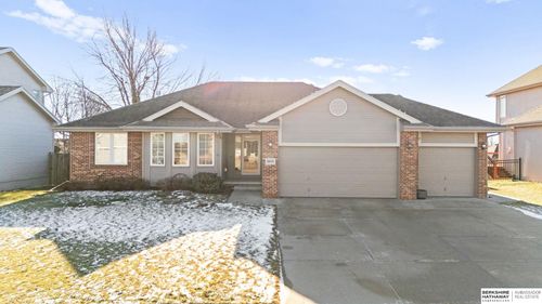 18919 Margo St, Omaha, NE, 68136-2100 | Card Image