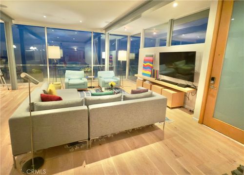 31676 Seacove Dr, Laguna Beach, CA, 92651-7023 | Card Image