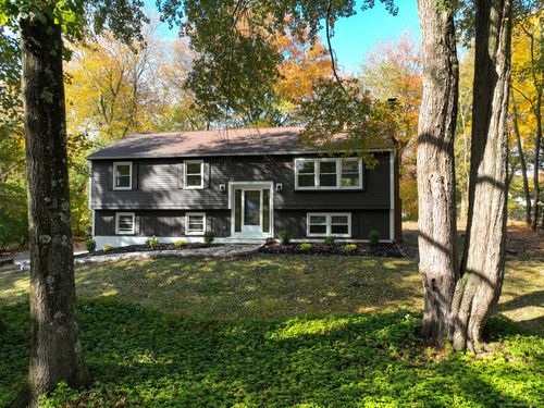 9 Old Farms Rd, Madison, CT, 06443-2211 | Card Image