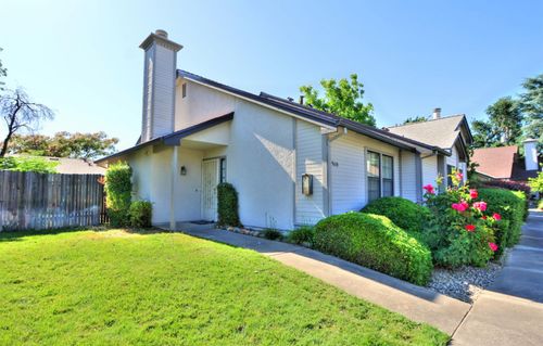 9668 Gage St, Elk Grove, CA, 95624-2376 | Card Image