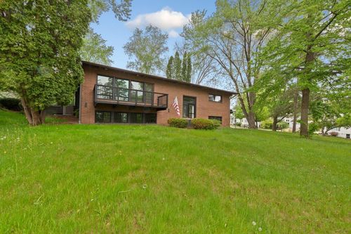 6340 Peacan Ave N, Oak Park Heights, MN, 55082-6889 | Card Image