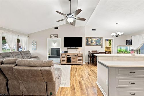 1168 Pascal Pl, Norfolk, VA, 23502-2648 | Card Image