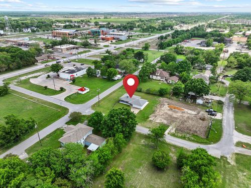 405 W 3rd St, Anna, TX, 75409 | Card Image