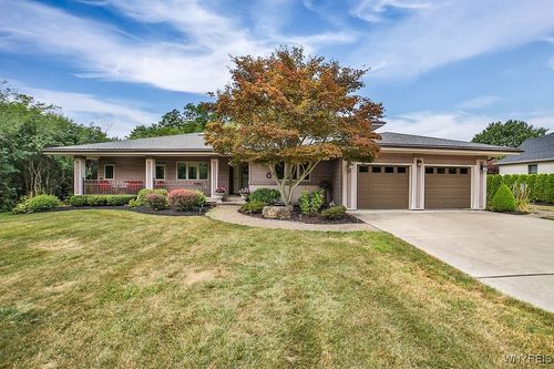 5236 Bridle Path Ln, Lewiston, NY, 14092-2069 | Card Image