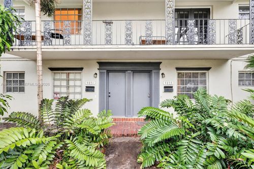 4855-4855 University Dr, Coral Gables, FL, 33146 | Card Image