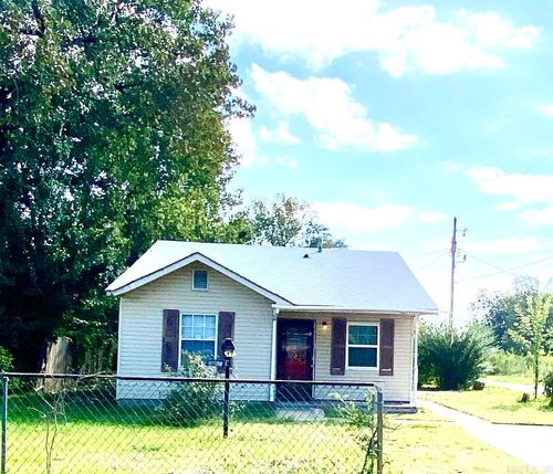 813 S Gum Street, Pine Bluff, AR, 71603 | Card Image