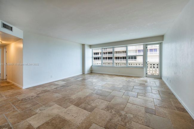 APT-302 - 4010 Galt Ocean Dr, Condo with 2 bedrooms, 2 bathrooms and null parking in Fort Lauderdale FL | Image 5