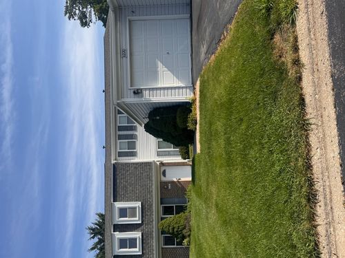1220 Churchill Dr, Roselle, IL, 60172-1641 | Card Image