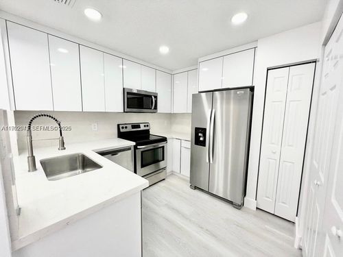 4808-4911 Spinnaker Dr, Fort Lauderdale, FL, 33312-5229 | Card Image