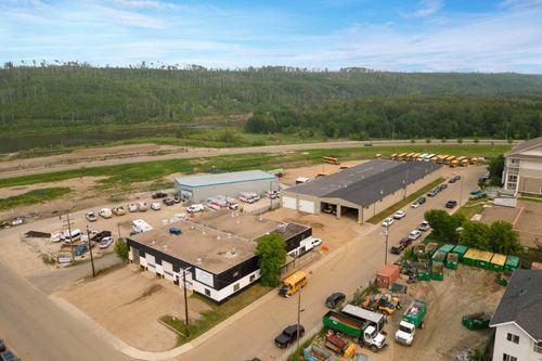 8030 Golosky Avenue, Fort Mcmurray, AB, T9H1V5 | Card Image
