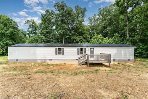 343 Reavis Rd, Harmony, NC, 28634-9247 | Card Image