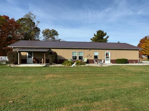 8907 E County Road 400 N, Greensburg, IN, 47240-8816 | Card Image