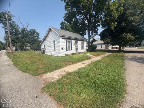 62 S Edwards St, Franklin, IN, 46131-2504 | Card Image