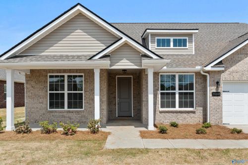 29245 Crawfish Dr Nw, Harvest, AL, 35749-3814 | Card Image