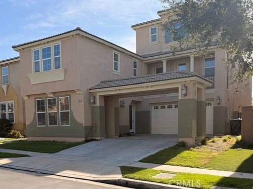 5641 Scharf Ave, Fontana, CA, 92336-5917 | Card Image