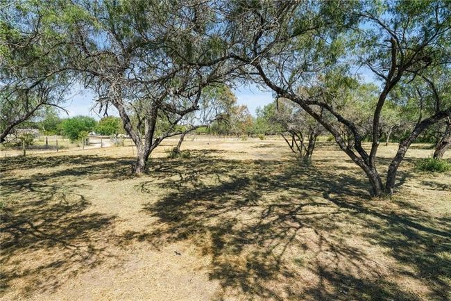 5712 Mockingbird Ln, House other with 3 bedrooms, 2 bathrooms and null parking in Mathis TX | Image 4