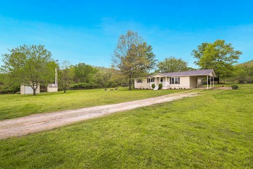 3110 Old Farmington Rd, Fayetteville, AR, 72704-8713 | Card Image