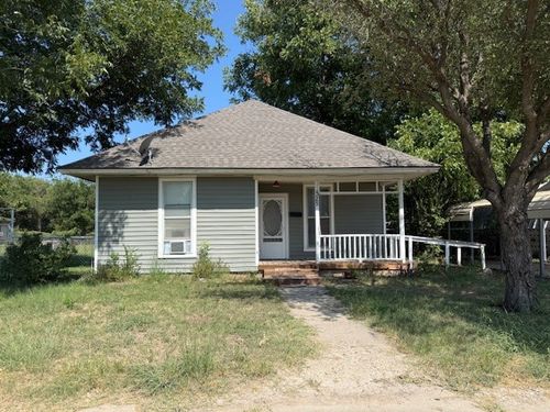 525 Arch Street, Baird, TX, 79504 | Card Image
