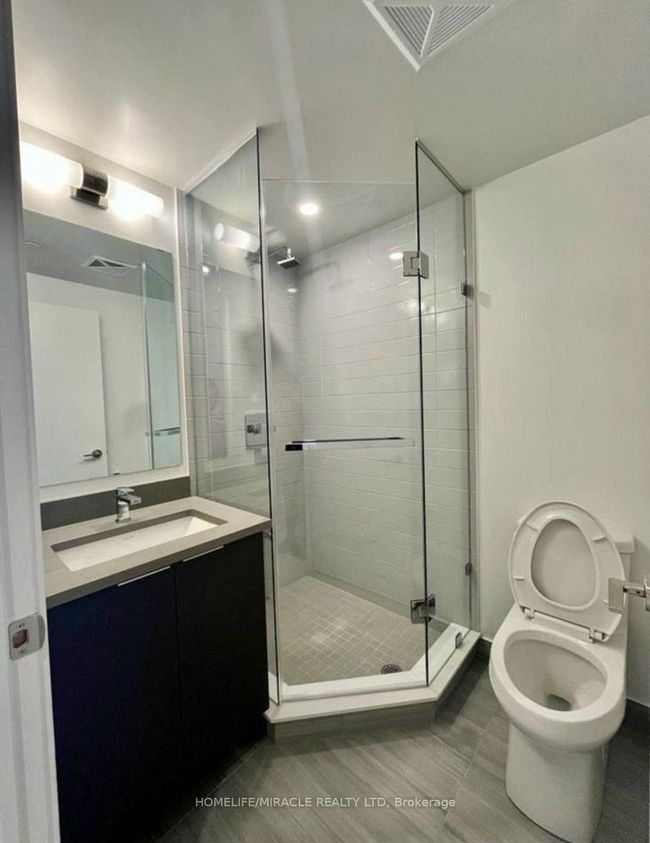 906 - 2033 Kennedy Rd, Condo with 2 bedrooms, 2 bathrooms and null parking in Toronto ON | Image 6