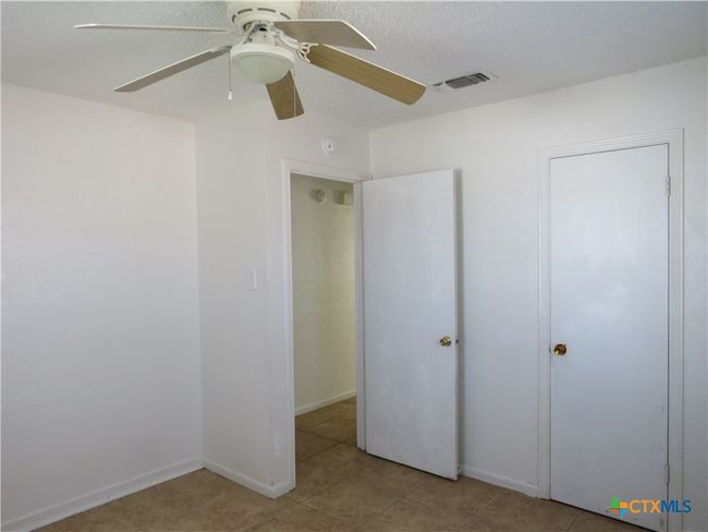 B - 910 Dryden Ave, Home with 2 bedrooms, 1 bathrooms and null parking in Copperas Cove TX | Image 9