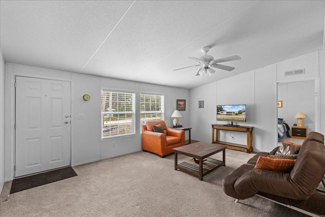 1415 Cedar St Ne, House other with 3 bedrooms, 2 bathrooms and 1 parking in Steinhatchee FL | Image 4