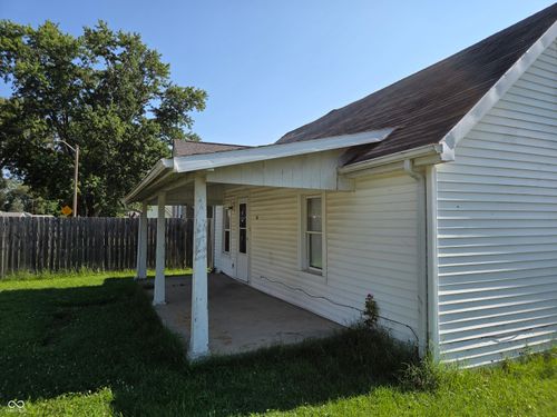 385 Morningside Dr, Columbus, IN, 47201-6619 | Card Image