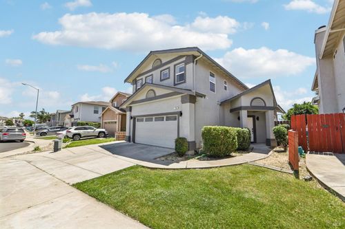 705 Chateau Circle, Vacaville, CA, 95687 | Card Image