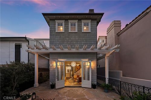 713 Larkspur Ave, Corona del Mar, CA, 92625 | Card Image