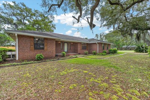 56 Warwick Dr, Shalimar, FL, 32579-1028 | Card Image