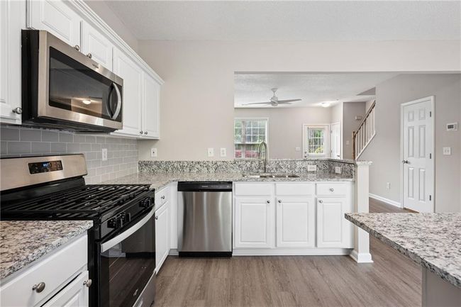 3742 Berkeley Xing, Townhouse with 2 bedrooms, 3 bathrooms and 2 parking in Duluth GA | Image 9