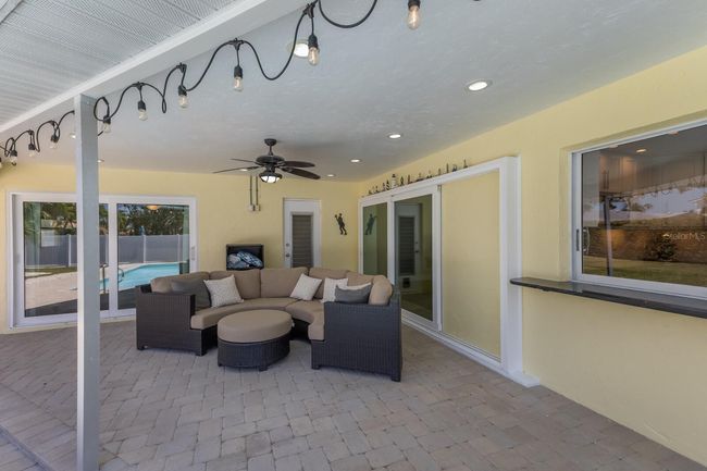 508 70 Th St, House other with 3 bedrooms, 2 bathrooms and null parking in HOLMES BEACH FL | Image 27