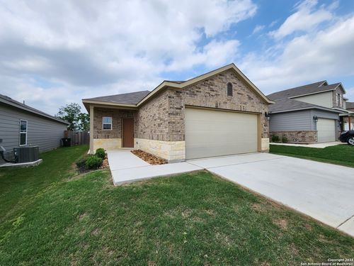 621 Jennifer Cv, New Braunfels, TX, 78130-0346 | Card Image