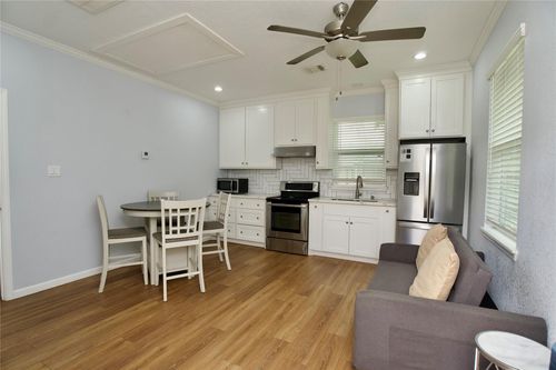 3710 Yellowstone Blvd, Houston, TX, 77021-2547 | Card Image