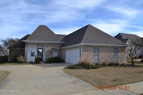 529 E Park St, Canton, MS, 39046-2500 | Card Image