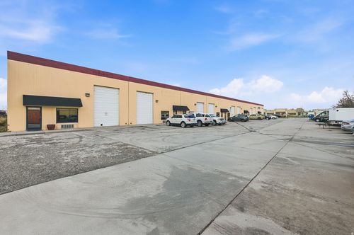 ste-i-897 W 100 N, North Salt Lake, UT, 84054-2918 | Card Image