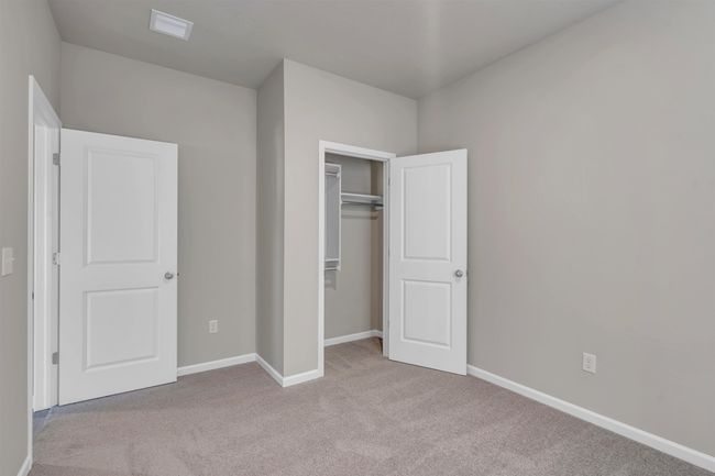 13110 E Spring Valley St, House other with 4 bedrooms, 2 bathrooms and null parking in Wichita KS | Image 11