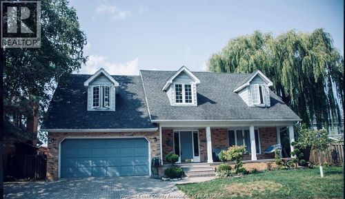 1020 Crestwood Court, Windsor, ON, N9E4K2 | Card Image