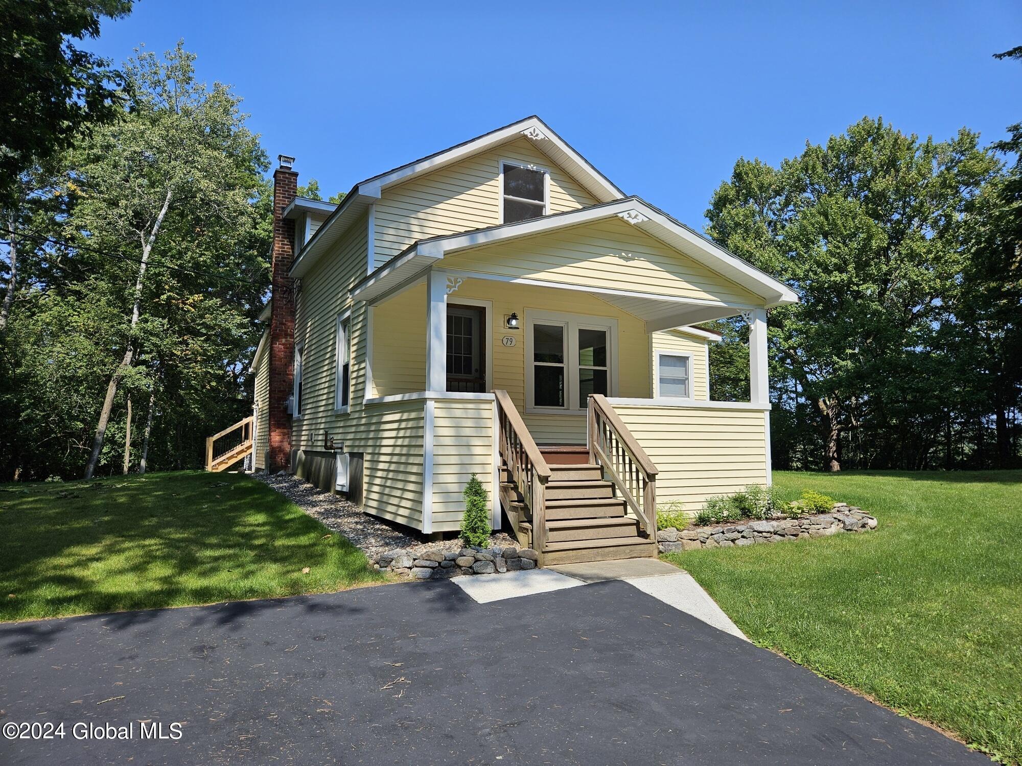 Sharpe Rd, Wynantskill, NY 12198