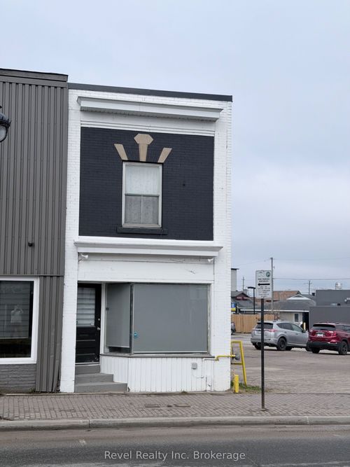 323 Algonquin Ave, North Bay, ON, P1B4W1 | Card Image