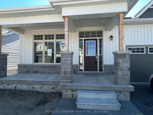 16 Pl Shelson, Sutton West, ON, L0E1R0 | Card Image