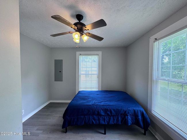 305 E Oak St, House other with 3 bedrooms, 2 bathrooms and null parking in Lake Waccamaw NC | Image 17