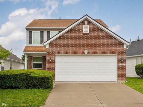 5337 Pelham Way, Indianapolis, IN, 46216-2215 | Card Image