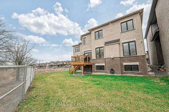 1343 Klondike Dr, House other with 5 bedrooms, 4 bathrooms and 5 parking in Oshawa ON | Image 38