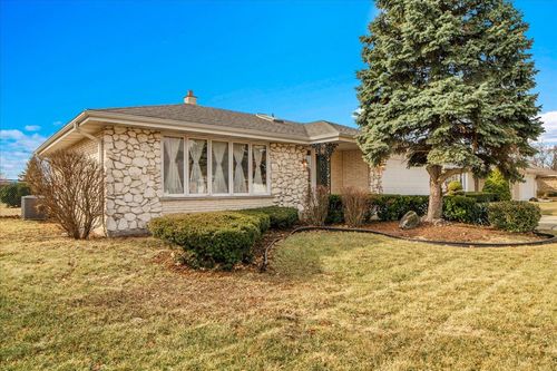 7631 Chestnut Dr, Orland Park, IL, 60462-5003 | Card Image