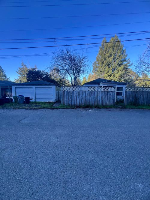 16201624 Vancil St, Fortuna, CA, 95540-1517 | Card Image