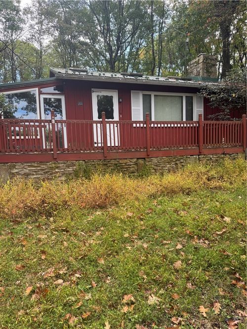 117 Chestnut Ridge Rd, Acme, PA, 15610-1229 | Card Image