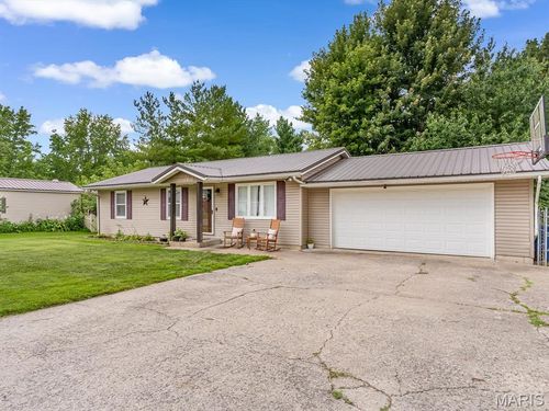 1103 Birch Ln, Sparta, IL, 62286-1001 | Card Image
