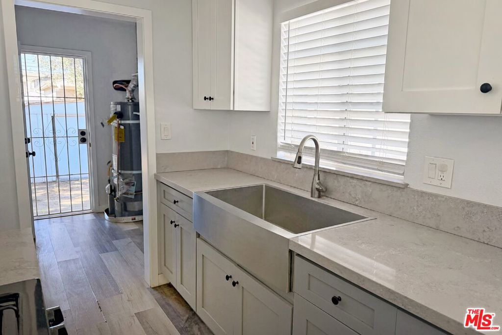Residential Lease in Pomona 5