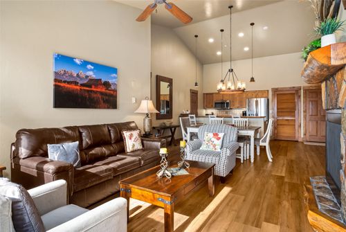 2302-2920 Village Dr, Steamboat Springs, CO, 80487-2123 | Card Image