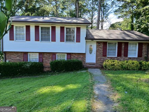 6557 Wendell Cir, Morrow, GA, 30260-2424 | Card Image